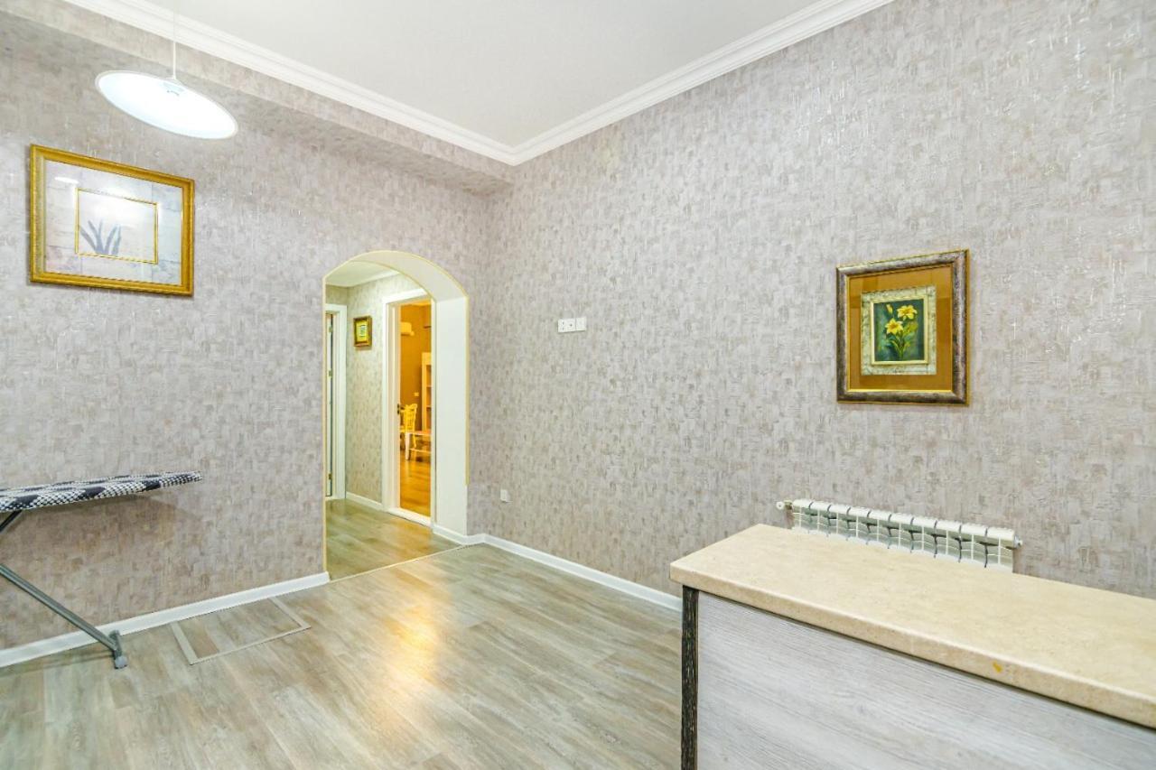 M Estate 1 Room Targovu Baku Exterior foto