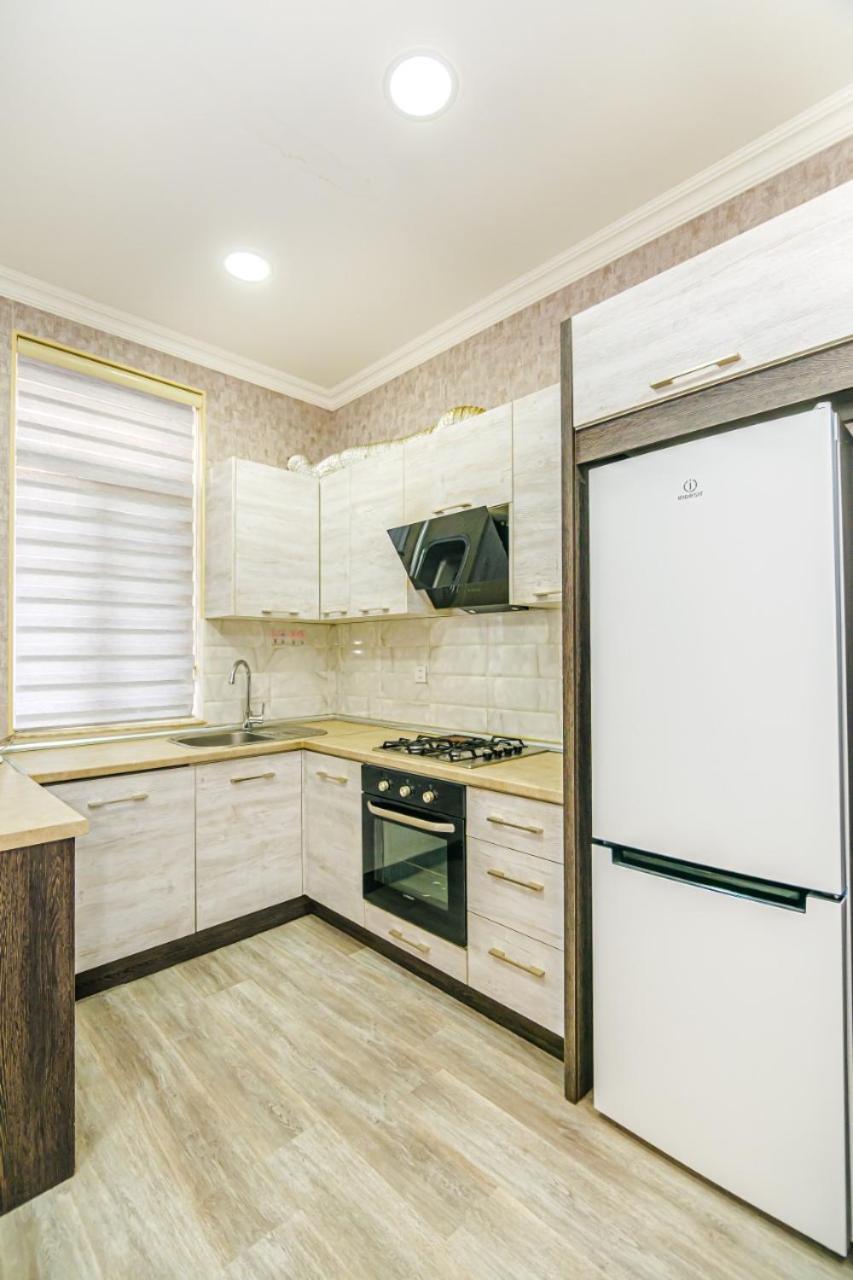M Estate 1 Room Targovu Baku Exterior foto